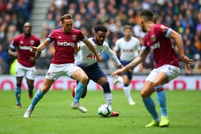 DB真人体育-赛地聚焦——荷甲集结日热度飙升；西汉姆门线救险；目标明确；数据趋势出现新变化