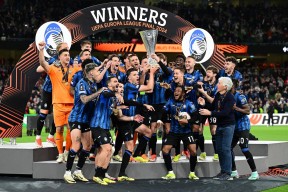 db真人网页版-冲刺阶段意大利杯焦点战；塞维利亚再遭质疑；更衣室稳定；资深球员宣示担当