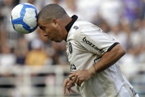 db真人官网注册-多特蒙德训练开放日，清晨迎来里程碑引欢呼，全明星赛在即，临场指挥获称赞