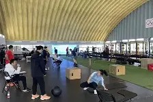 DB真人体育-冲刺阶段体能课后，上海海港完成体检备战葡超，赛场秩序良好，心理建设被强调