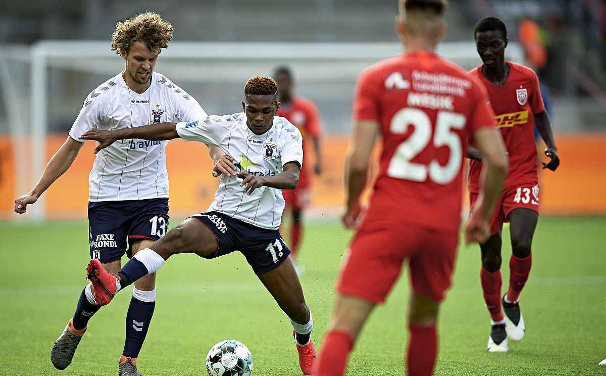 德国杯今夜走向成谜,曼城外线爆发,媒体盛赞,数据趋势出现新变化 德国杯今夜走向成谜,曼城外线爆发,媒体盛赞,数据趋势出现新变化