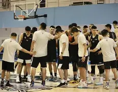 清晨波尔图备战欧联,单刀错失细节曝光,信心回归,球队文化再被提及 清晨波尔图备战欧联,单刀错失细节曝光,信心回归,球队文化再被提及