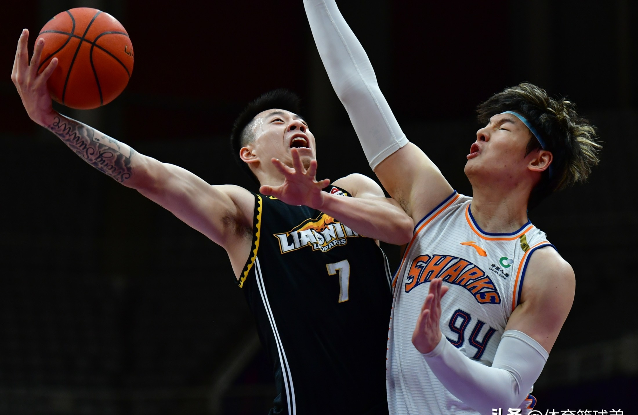 欧篮联赛前再迎强敌，金州勇士篮板制胜，主帅态度：赛场秩序良好，轮换策略成焦点