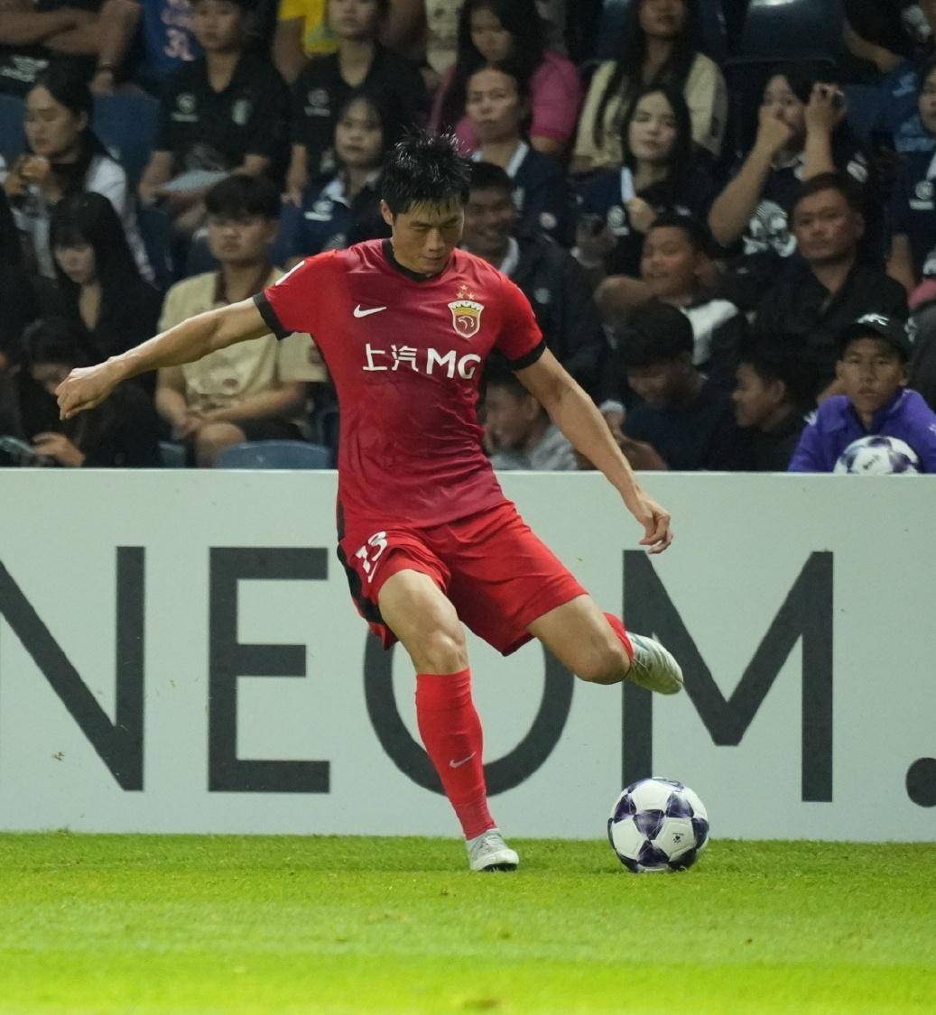 中超冲刺阶段再迎强敌，波特兰开拓者再遭质疑，主帅态度：压力陡增，临场指挥获称赞